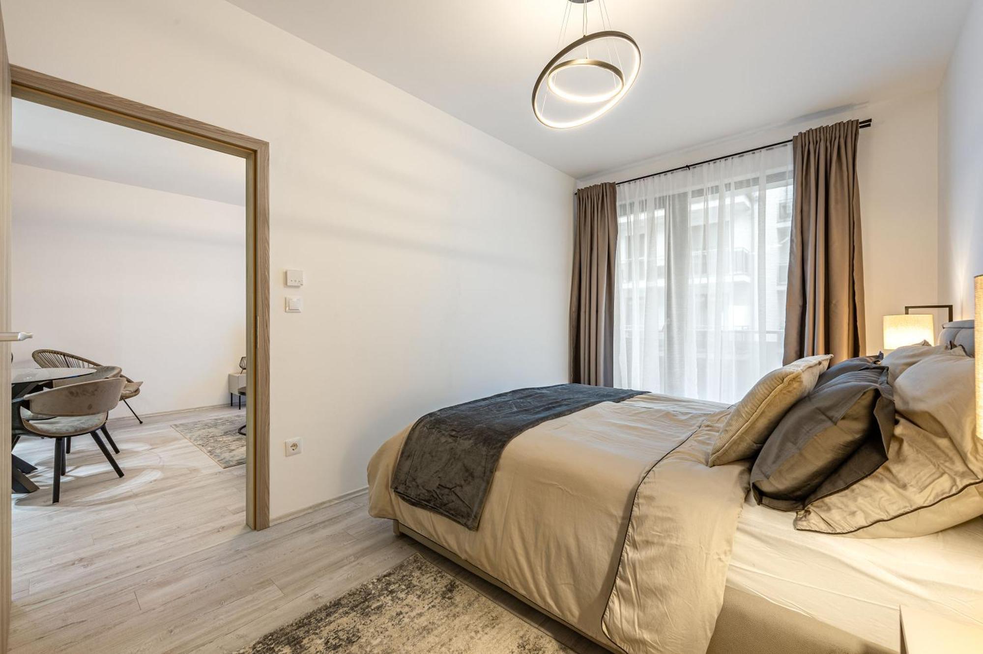 Brand New In A House Appartement